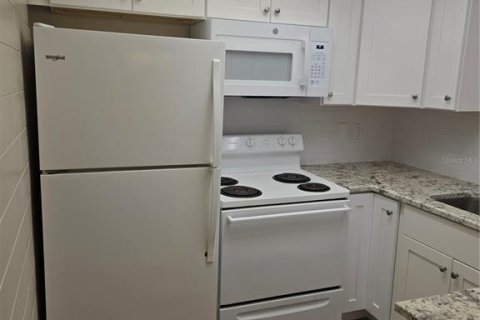 Copropriété à louer à Clearwater, Floride: 1 chambre, 66.89 m2 № 2277977 - photo 9