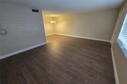 Copropriété à louer à Clearwater, Floride: 1 chambre, 66.89 m2 № 2277977 - photo 2