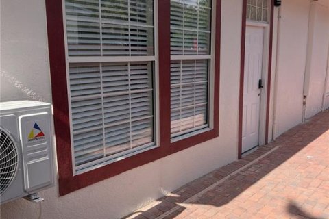 Casa en venta en Orlando, Florida, 5 dormitorios, 142.88 m2 № 1837934 - foto 3