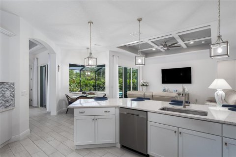 House in Parrish, Florida 4 bedrooms, 258.45 sq.m. № 1812727 - photo 17