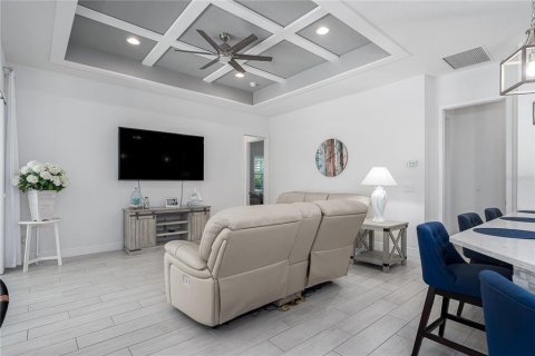 House in Parrish, Florida 4 bedrooms, 258.45 sq.m. № 1812727 - photo 22