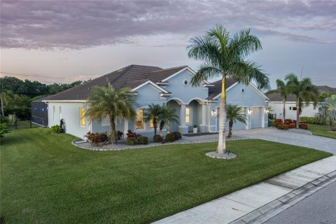 House in Parrish, Florida 4 bedrooms, 258.45 sq.m. № 1812727 - photo 4