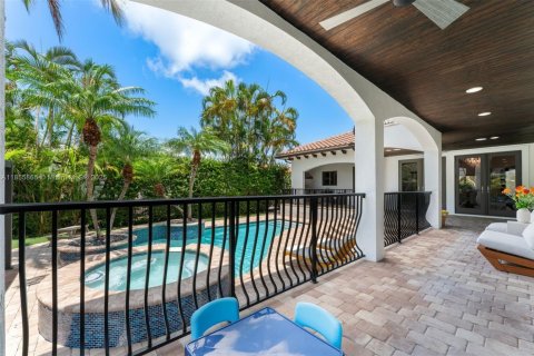 Villa ou maison à louer à Bay Harbor Islands, Floride: 4 chambres, 312.43 m2 № 1878360 - photo 29