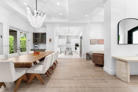 Villa ou maison à louer à Bay Harbor Islands, Floride: 4 chambres, 312.43 m2 № 1878360 - photo 4