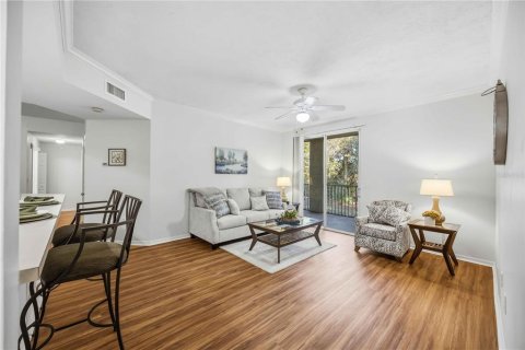Condo in Sarasota, Florida, 3 bedrooms № 2221261 - photo 4