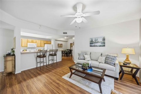Condo in Sarasota, Florida, 3 bedrooms № 2221261 - photo 5