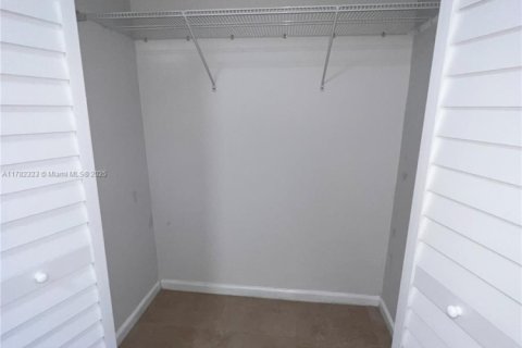 Casa en venta en Homestead, Florida, 4 dormitorios, 151.52 m2 № 1726412 - foto 18