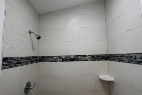 Casa en venta en Homestead, Florida, 4 dormitorios, 151.52 m2 № 1726412 - foto 19