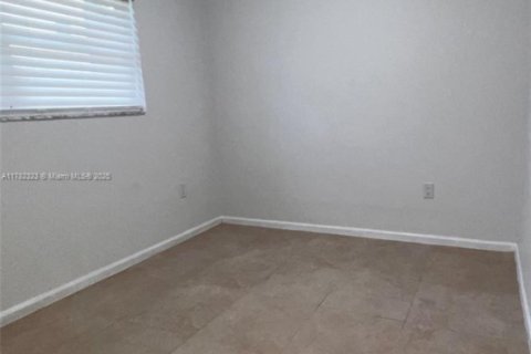Casa en venta en Homestead, Florida, 4 dormitorios, 151.52 m2 № 1726412 - foto 13
