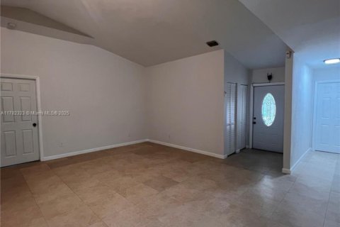 Casa en venta en Homestead, Florida, 4 dormitorios, 151.52 m2 № 1726412 - foto 16