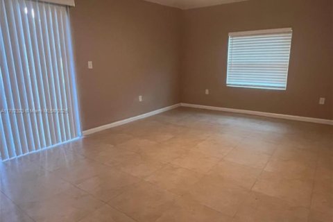 Casa en venta en Homestead, Florida, 4 dormitorios, 151.52 m2 № 1726412 - foto 15