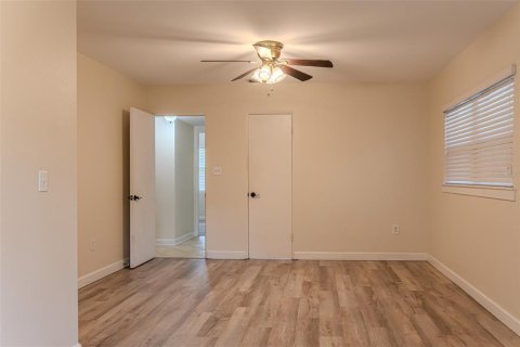 Casa en venta en Oakland, Florida, 3 dormitorios, 151.43 m2 № 1691073 - foto 19