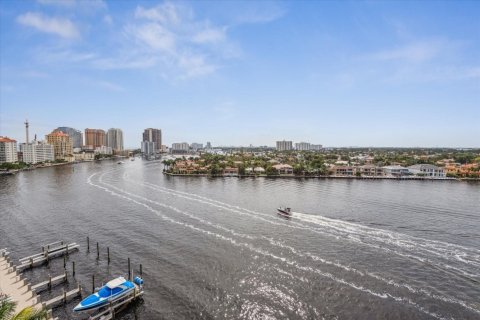 Copropriété à vendre à Fort Lauderdale, Floride: 2 chambres, 123.56 m2 № 976506 - photo 1