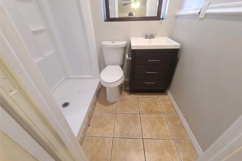 House in Tampa, Florida 4 bedrooms, 150.87 sq.m. № 1771575 - photo 12