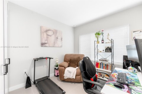 Touwnhouse à louer à Homestead, Floride: 3 chambres, 129.88 m2 № 1992764 - photo 15