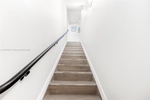 Touwnhouse à louer à Homestead, Floride: 3 chambres, 129.88 m2 № 1992764 - photo 14