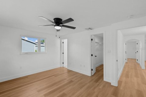 Купить виллу или дом в Порт-Шарлотт, Флорида 3 комнаты, 120.96м2, № 1813482 - фото 18