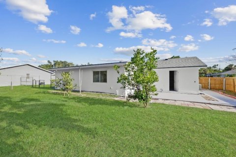 Купить виллу или дом в Порт-Шарлотт, Флорида 3 комнаты, 120.96м2, № 1813482 - фото 28
