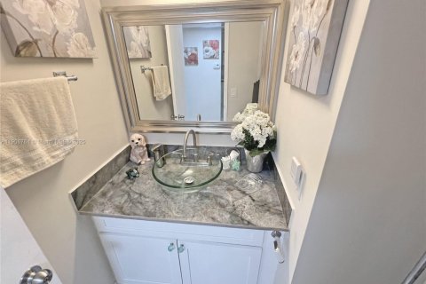 Купить кондоминиум в Авентура, Флорида 1 спальня, 99.03м2, № 1963251 - фото 18