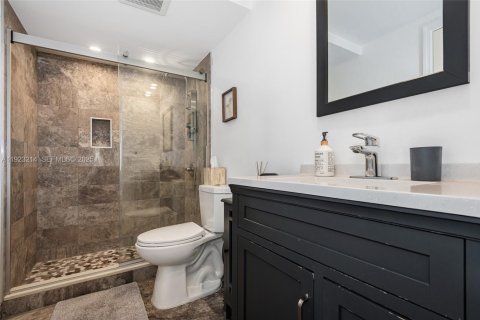 Condominio en venta en Hallandale Beach, Florida, 1 dormitorio, 78.69 m2 № 1982194 - foto 19