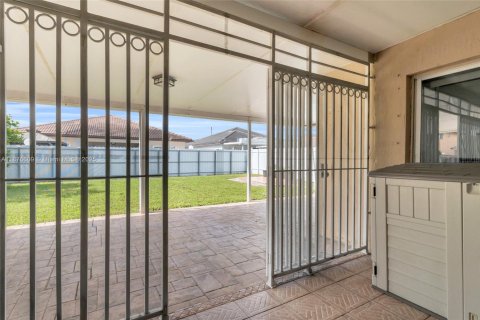 Villa ou maison à vendre à Homestead, Floride: 3 chambres, 133.97 m2 № 1925192 - photo 21