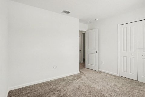 Casa en venta en Osteen, Florida, 3 dormitorios, 145.02 m2 № 2416573 - foto 11