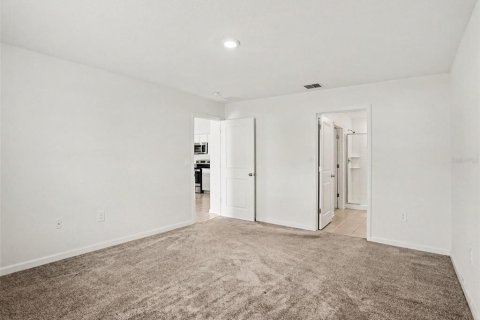 Casa en venta en Osteen, Florida, 3 dormitorios, 145.02 m2 № 2416573 - foto 7