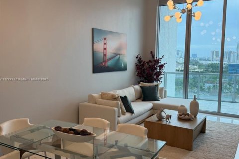 Copropriété à louer à Aventura, Floride: 2 chambres, 111.85 m2 № 1737756 - photo 9