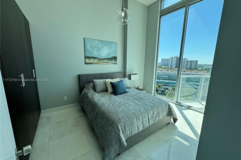 Copropriété à louer à Aventura, Floride: 2 chambres, 111.85 m2 № 1737756 - photo 16