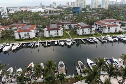 Copropriété à louer à Aventura, Floride: 2 chambres, 111.85 m2 № 1737756 - photo 29