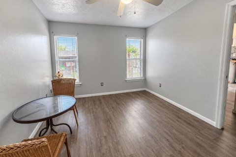 Apartment in DeLand, Florida 1 bedroom, 41.81 sq.m. № 2364270