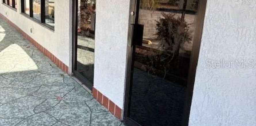 Immobilier commercial à Spring Hill, Floride 260.13 m2 № 1554416