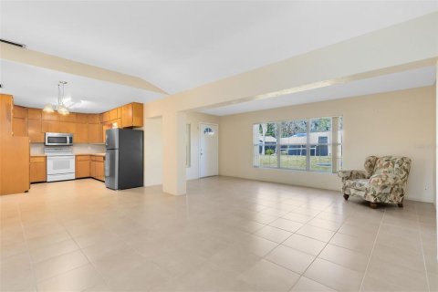 Купить виллу или дом в Дебари, Флорида 4 комнаты, 145.67м2, № 1566015 - фото 9