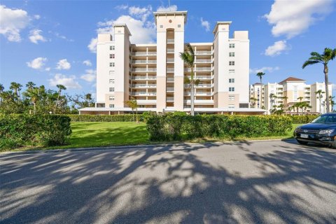 Condominio en venta en Palmetto, Florida, 3 dormitorios, 125.33 m2 № 1582383 - foto 1