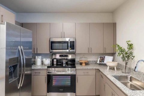 Apartamento en alquiler en Dania Beach, Florida, 1 dormitorio № 1874625 - foto 3