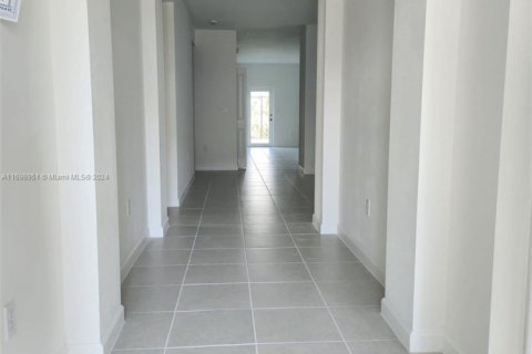 House in Miami, Florida 4 bedrooms № 1874603 - photo 27