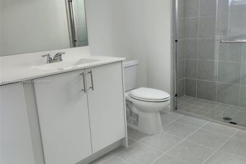 House in Miami, Florida 4 bedrooms № 1874603 - photo 29