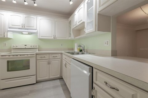 Condo in Bradenton, Florida, 2 bedrooms  № 1803237 - photo 7