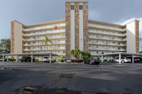 Condo in Bradenton, Florida, 2 bedrooms  № 1803237 - photo 1