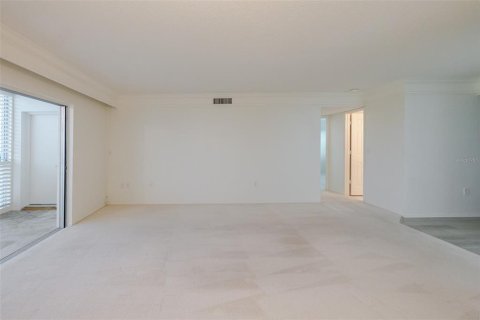 Condo in Bradenton, Florida, 2 bedrooms  № 1803237 - photo 18