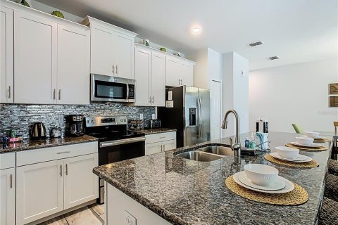 Adosado en venta en Davenport, Florida, 4 dormitorios, 176.7 m2 № 1865838 - foto 18