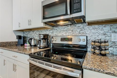 Adosado en venta en Davenport, Florida, 4 dormitorios, 176.7 m2 № 1865838 - foto 15