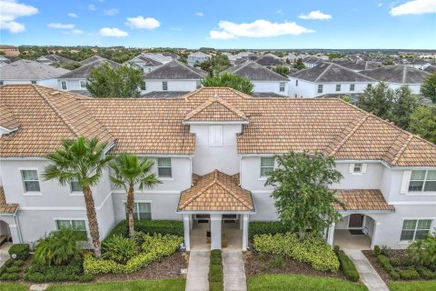 Townhouse in Davenport, Florida 4 bedrooms, 176.7 sq.m. № 1865838 - photo 4
