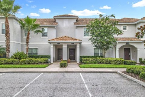 Townhouse in Davenport, Florida 4 bedrooms, 176.7 sq.m. № 1865838 - photo 5