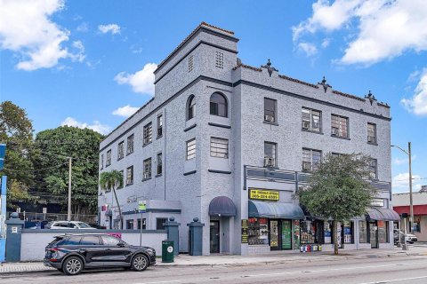 Propiedad comercial en venta en Miami, Florida № 1886654 - foto 9