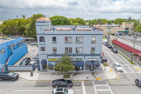 Propiedad comercial en venta en Miami, Florida № 1886654 - foto 21