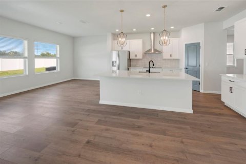Casa en venta en Bradenton, Florida, 4 dormitorios, 252.6 m2 № 2203130 - foto 4