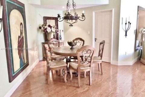 Condo in Miami Beach, Florida, 1 bedroom  № 2033749 - photo 19