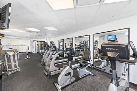 Condo in Miami Beach, Florida, 1 bedroom  № 2033749 - photo 12