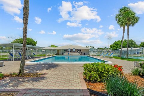 House in Pompano Beach, Florida 3 bedrooms, 107.21 sq.m. № 1806405 - photo 29